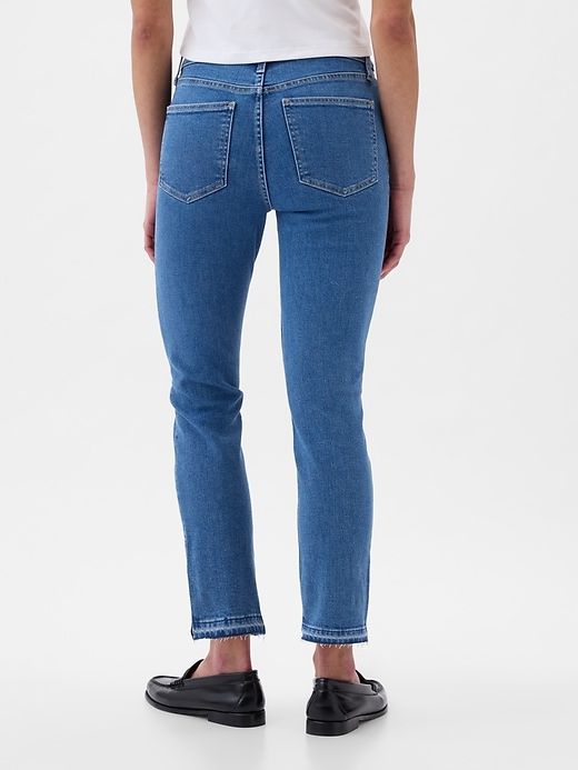 Mid Rise Vintage Slim Jeans sold by GAP product image thumbnail 4