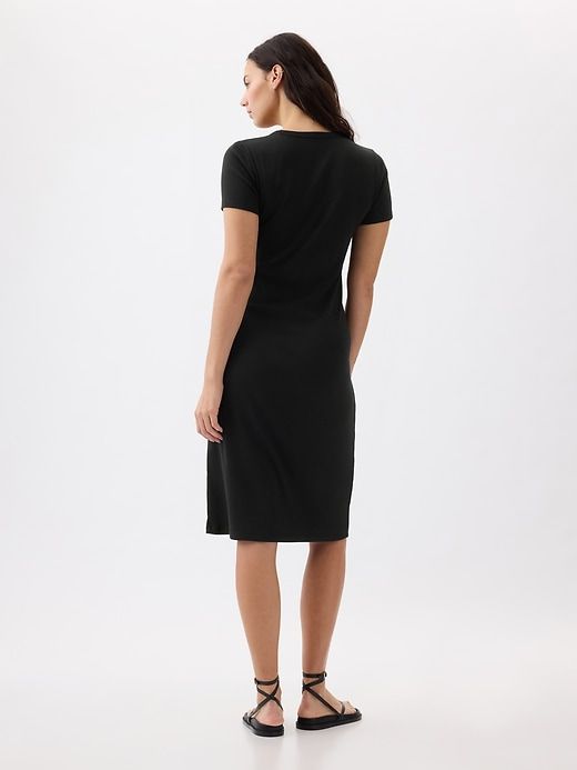 Modern Rib Midi T-Shirt Dress sold by GAP product image thumbnail 5
