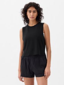GapFit Breathe Cropped Muscle T-Shirt sold by GAP