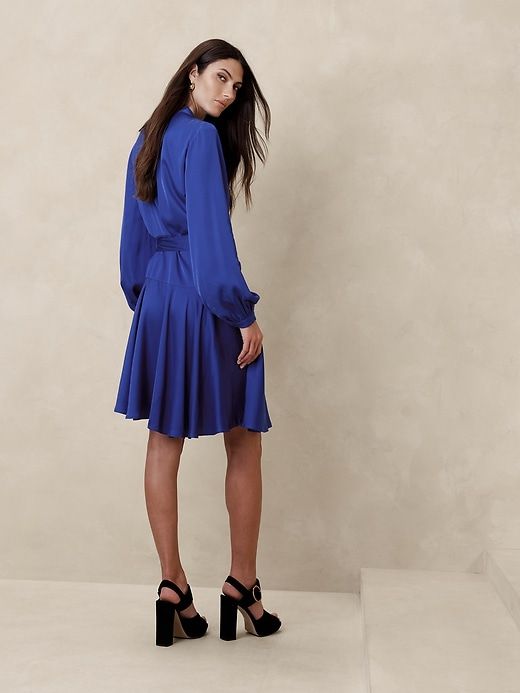 Belicia Satin Wrap Dress sold by Banana Republic product image thumbnail 2
