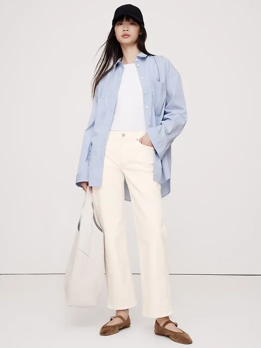 Mid-Rise 90s Relaxed Jean sold by Banana Republic