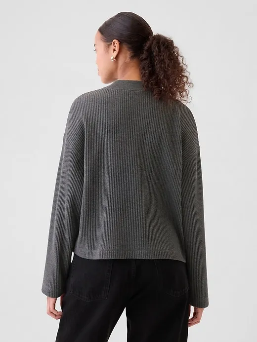 Oversized Mockneck Waffle T-Shirt sold by GAP product image thumbnail 2