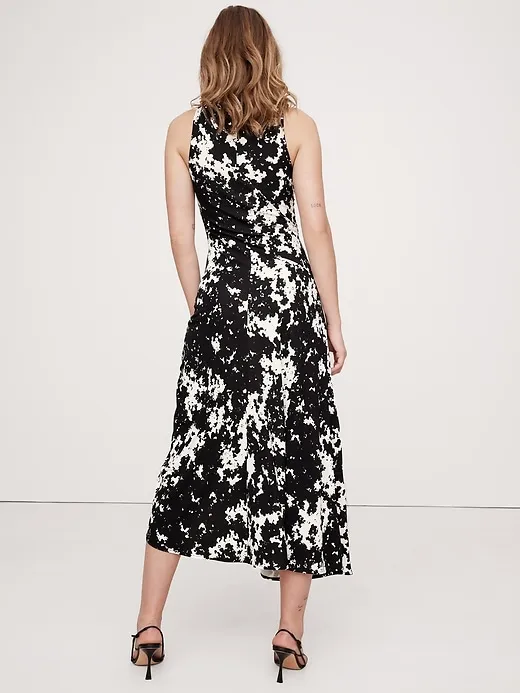 Jersey Knit Mock-Neck Maxi Dress sold by Banana Republic product image thumbnail 2