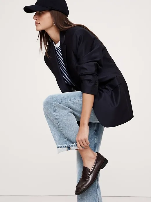 Mid-Rise 90s Relaxed Jean sold by Banana Republic product image thumbnail 3