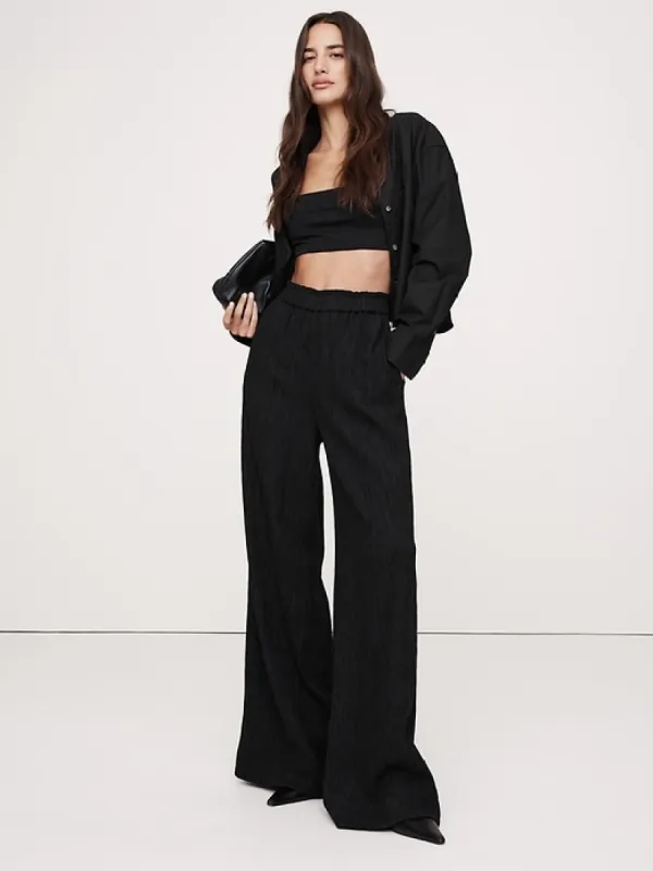 Crinkle Crepe Pull-On Pant sold by Banana Republic