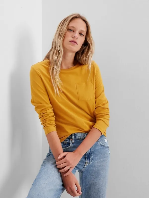 100% Organic Cotton Vintage Long Sleeve Pocket T-Shirt sold by GAP