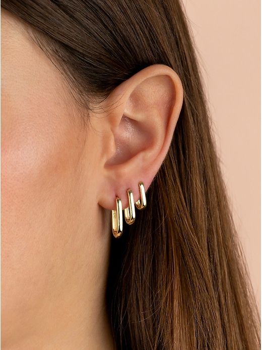 Solid Oval Huggie Earring sold by GAP product image thumbnail 3