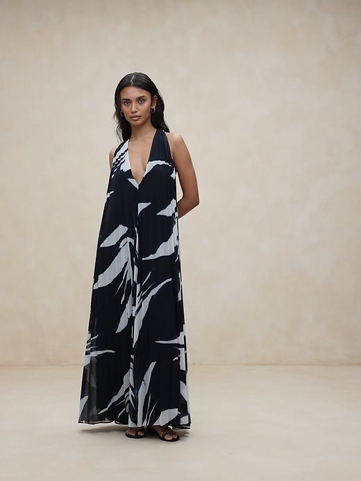Odetta Pleated Maxi Dress sold by Banana Republic product image thumbnail 5