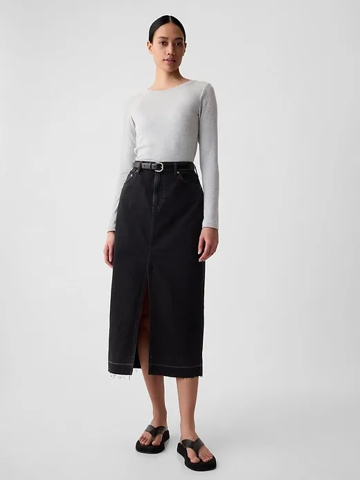 Modern Crewneck T-Shirt sold by GAP product image thumbnail 3