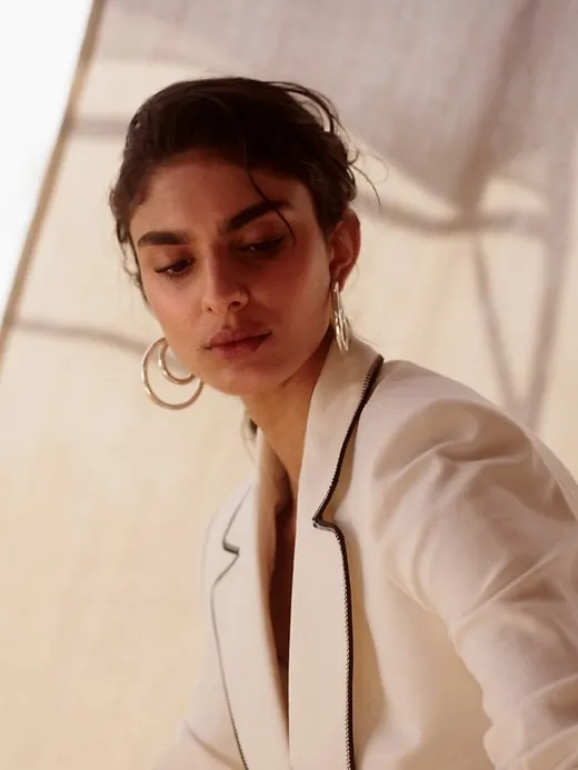 Carolina Straight Cotton-Linen Pant sold by Banana Republic product image thumbnail 5