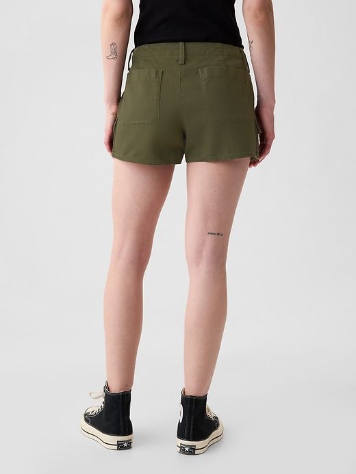 3" Low Rise Y2K Cargo Shorts sold by GAP product image thumbnail 4