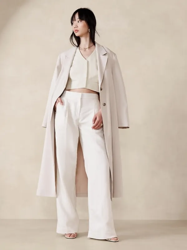 TENCEL™-Linen Cropped Vest sold by Banana Republic