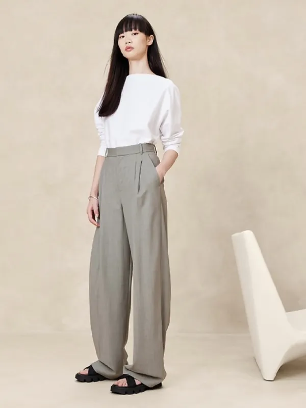 Siena Wide-Leg Italian Wool Pant sold by Banana Republic