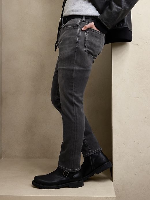 Slim Luxe Traveler Jean sold by GAP product image thumbnail 3