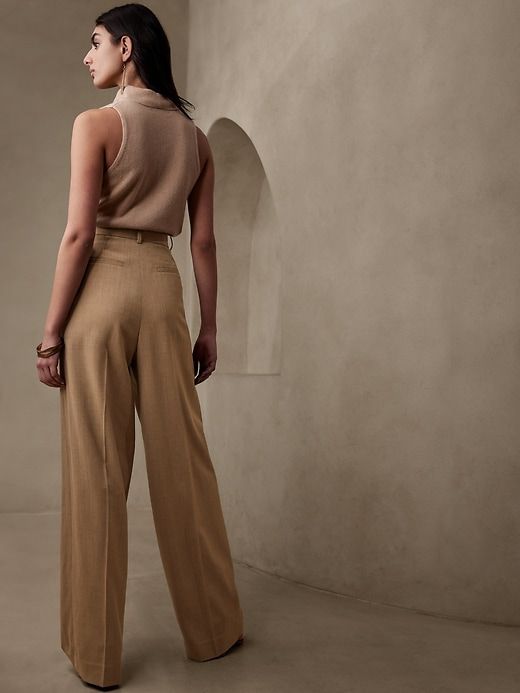 Siena Wide-Leg Italian Wool Pant sold by Banana Republic product image thumbnail 2