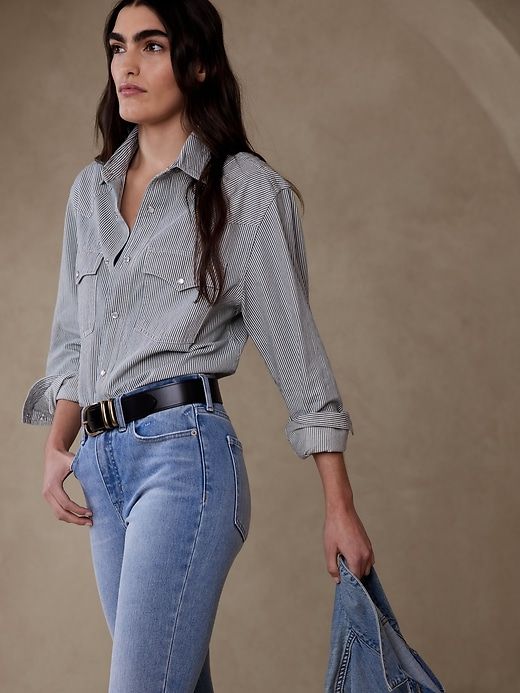 The Slim Jean sold by GAP product image thumbnail 3