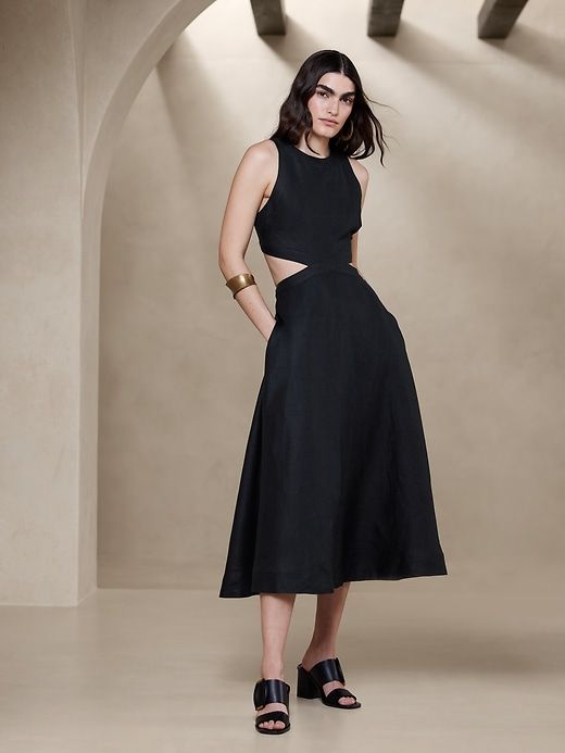 Lina Linen Cutout Midi Dress sold by GAP product image thumbnail 3