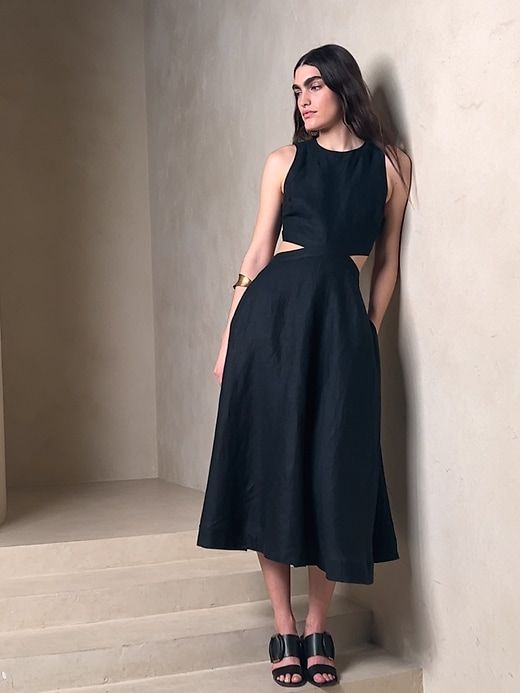 Lina Linen Cutout Midi Dress sold by GAP product image thumbnail 5
