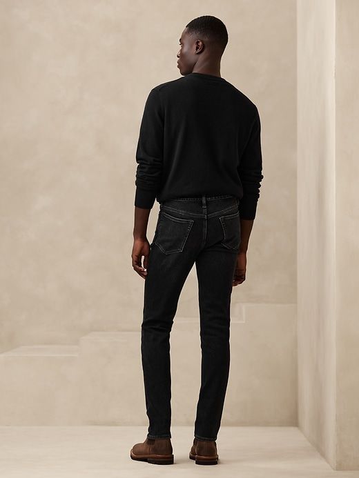 Straight Traveler Jean 2.0 sold by Banana Republic product image thumbnail 2