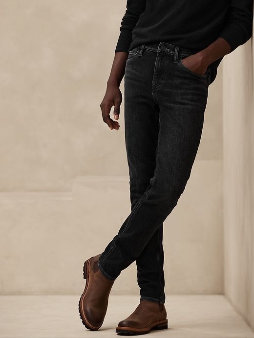 Straight Traveler Jean 2.0 sold by Banana Republic product image thumbnail 3