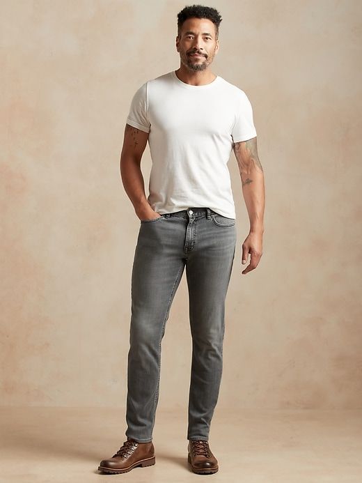 Tapered LUXE Traveler Jean sold by Banana Republic product image thumbnail 2