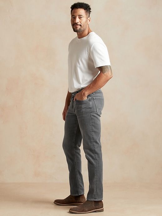 Tapered LUXE Traveler Jean sold by GAP product image thumbnail 4