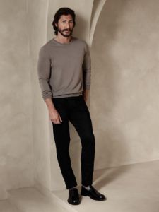 Skinny Traveler Pant 2.0 sold by Banana Republic
