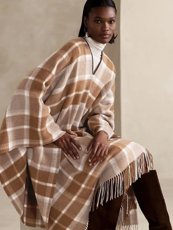 Bayo Wool Poncho sold by GAP