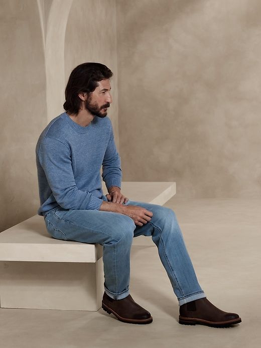 Straight Luxe Traveler Jean sold by Banana Republic product image thumbnail 3