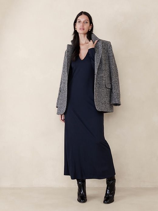 Lola Jersey Maxi Dress sold by Banana Republic product image thumbnail 3