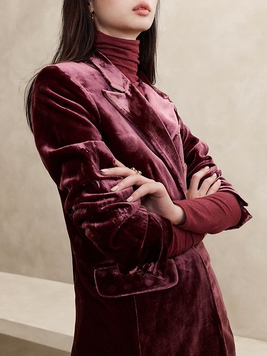 Alyse Relaxed Velvet Blazer sold by Banana Republic product image thumbnail 3