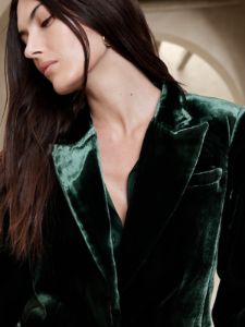 Alyse Relaxed Velvet Blazer sold by Banana Republic