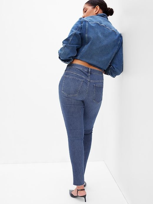 Mid Rise Universal Jeggings sold by GAP product image thumbnail 5