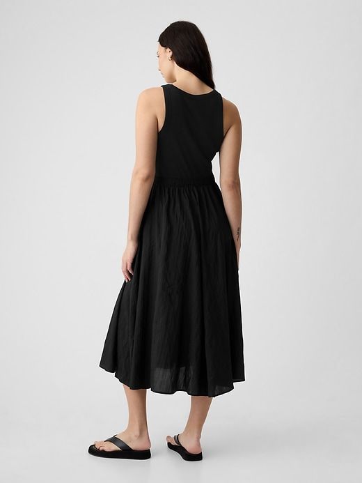 Textured Crinkle Midi Dress sold by GAP product image thumbnail 5