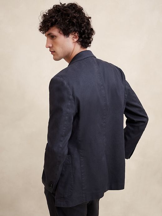 Traveler Linen-Cotton Blazer sold by Banana Republic product image thumbnail 2