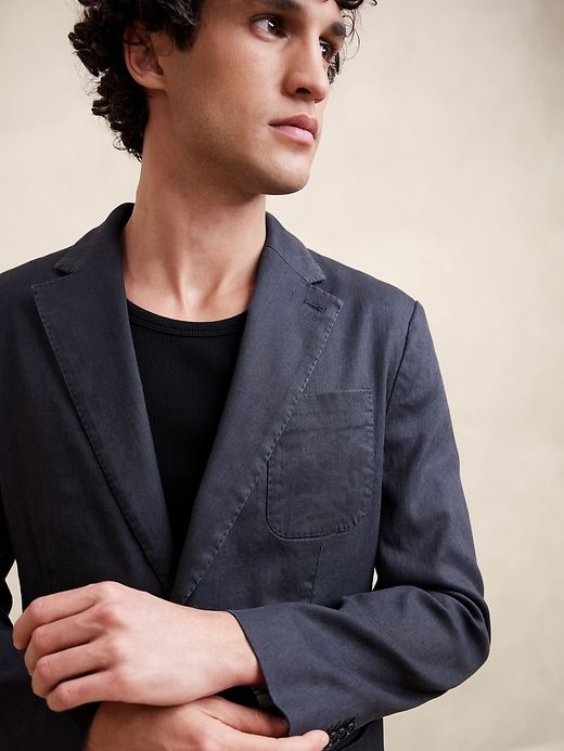 Traveler Linen-Cotton Blazer sold by Banana Republic product image thumbnail 3