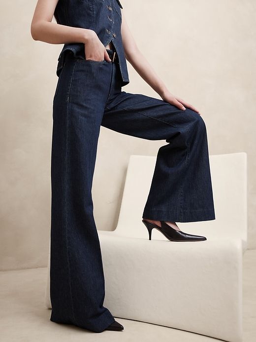 The Wide-Leg Trouser Jean sold by Banana Republic product image thumbnail 3