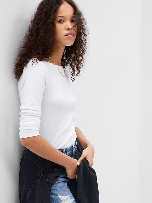 Modern Boatneck T-Shirt sold by GAP product image thumbnail 3