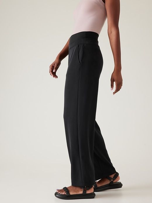 Seasoft Pant sold by GAP product image thumbnail 3