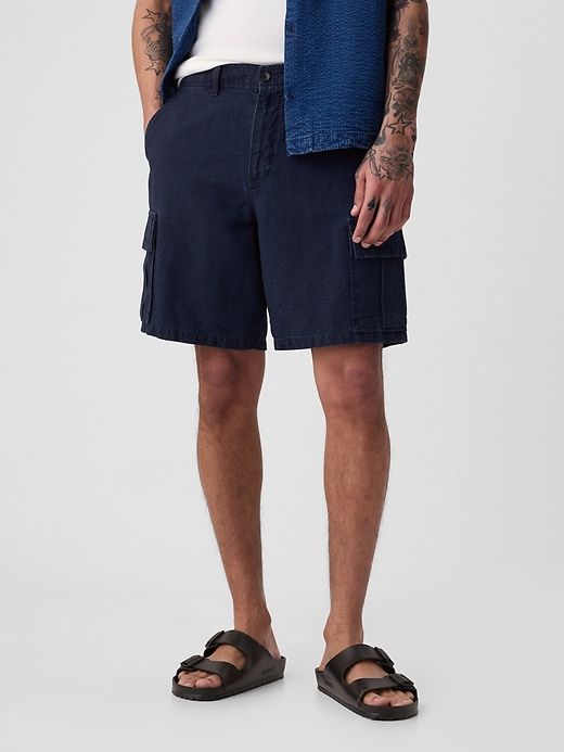 8" Linen-Cotton Cargo Shorts sold by GAP product image thumbnail 3