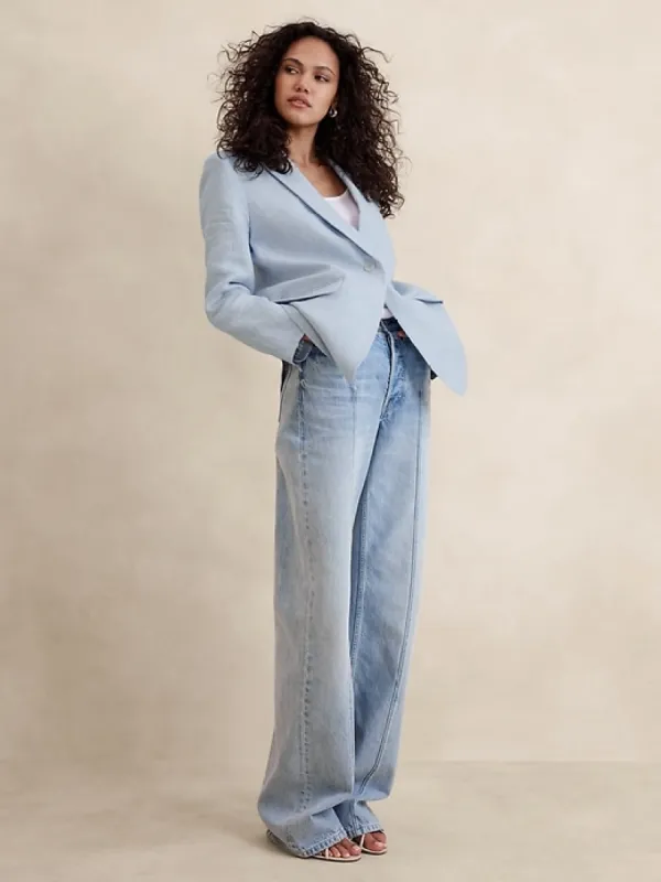 Lina Relaxed Linen Blazer sold by Banana Republic
