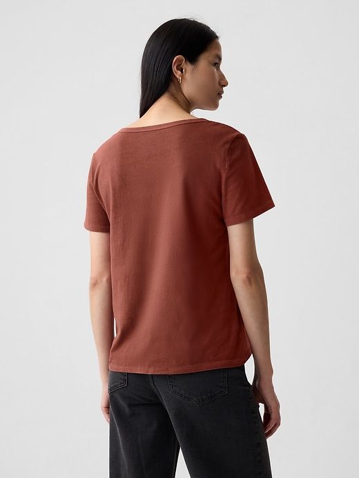 Organic Cotton Vintage V-Neck T-Shirt sold by GAP product image thumbnail 2