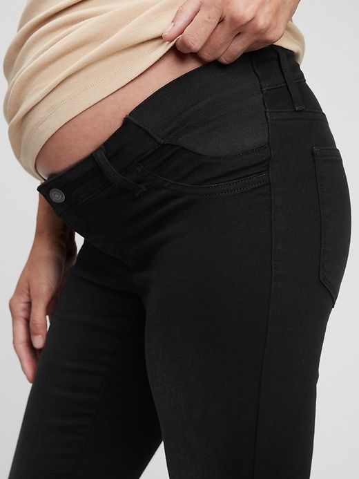 Maternity Inset Panel Favorite Jeggings with Washwell sold by GAP product image thumbnail 3