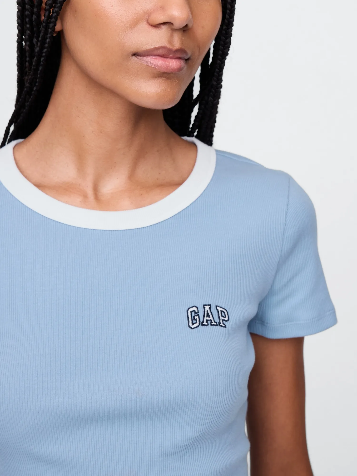 リブ クロップド GAPロゴTシャツ sold by GAP