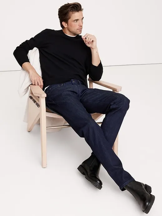 Straight Luxe Traveler Jean sold by Banana Republic product image thumbnail 3