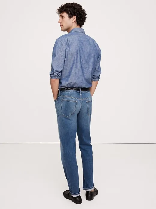 Straight Luxe Traveler Jean sold by Banana Republic product image thumbnail 5