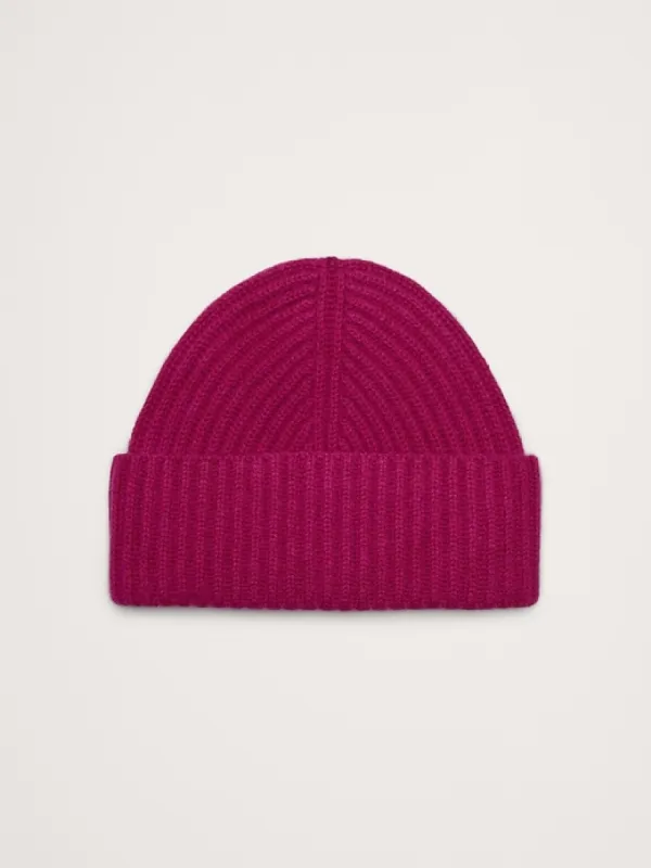 Signature Cashmere Beanie sold by Banana Republic