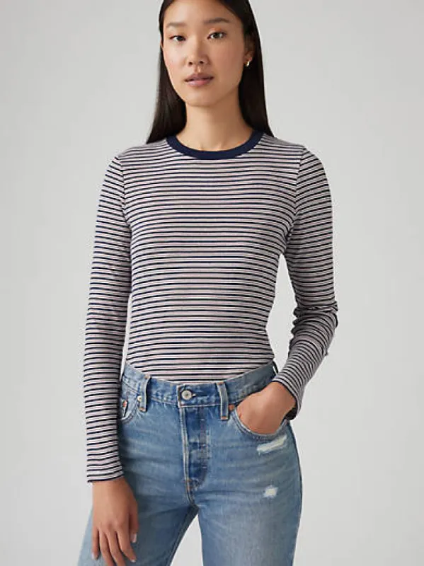 Essential Long Sleeve T-Shirt sold by Levi's