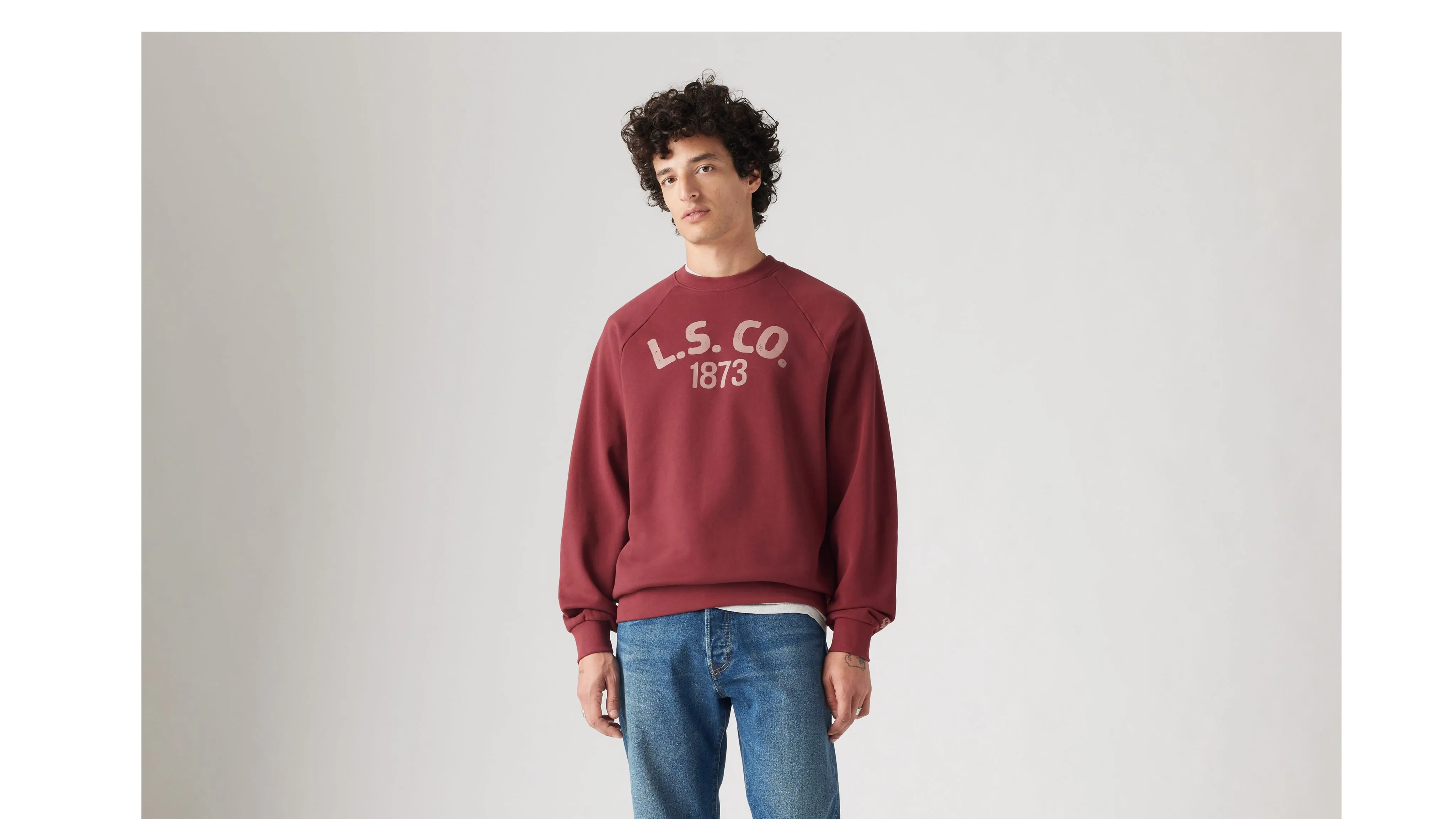 Raglan Graphic Crewneck Sweatshirt sold by Levi's product image thumbnail 2