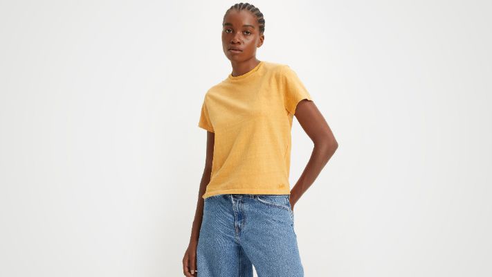 Classic Fit T-Shirt sold by Levi's